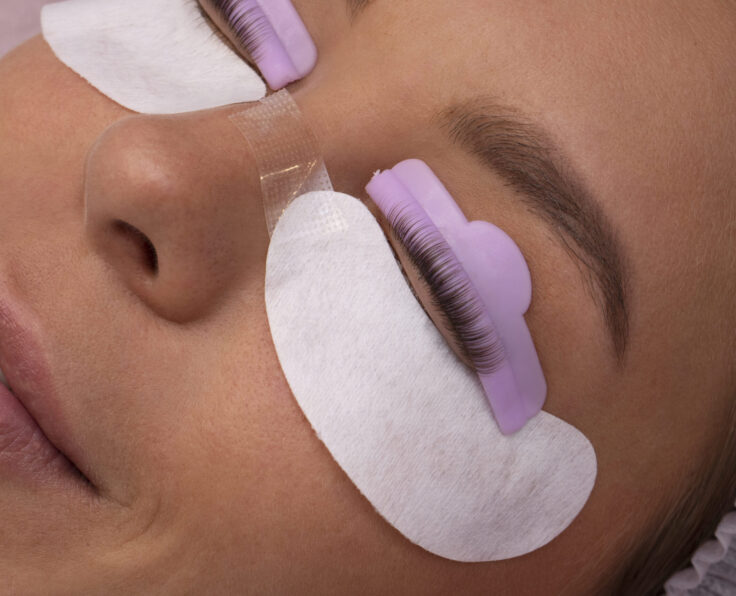 top-view-woman-wearing-eye-patches (1)